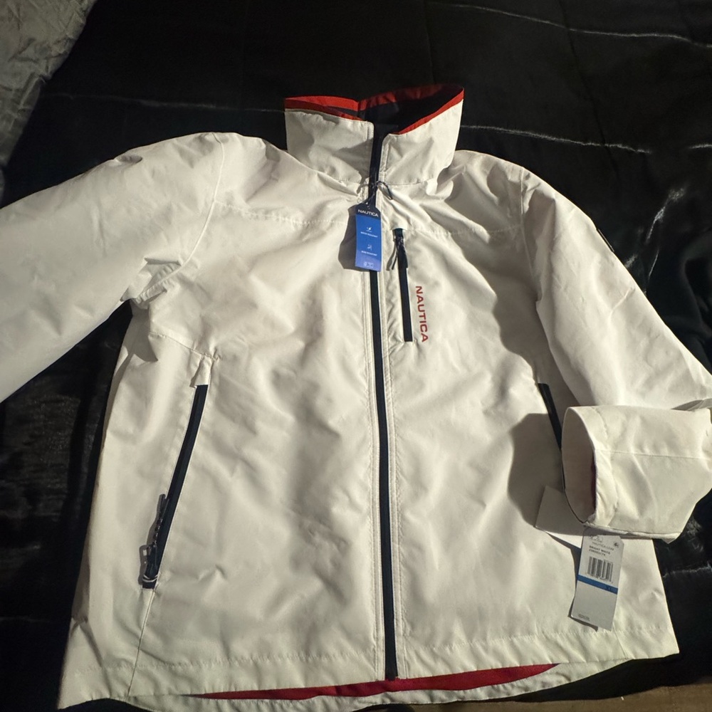 Nautica Men's Lightweight Sailing Jacket Waterproof & Windproof, Breathable